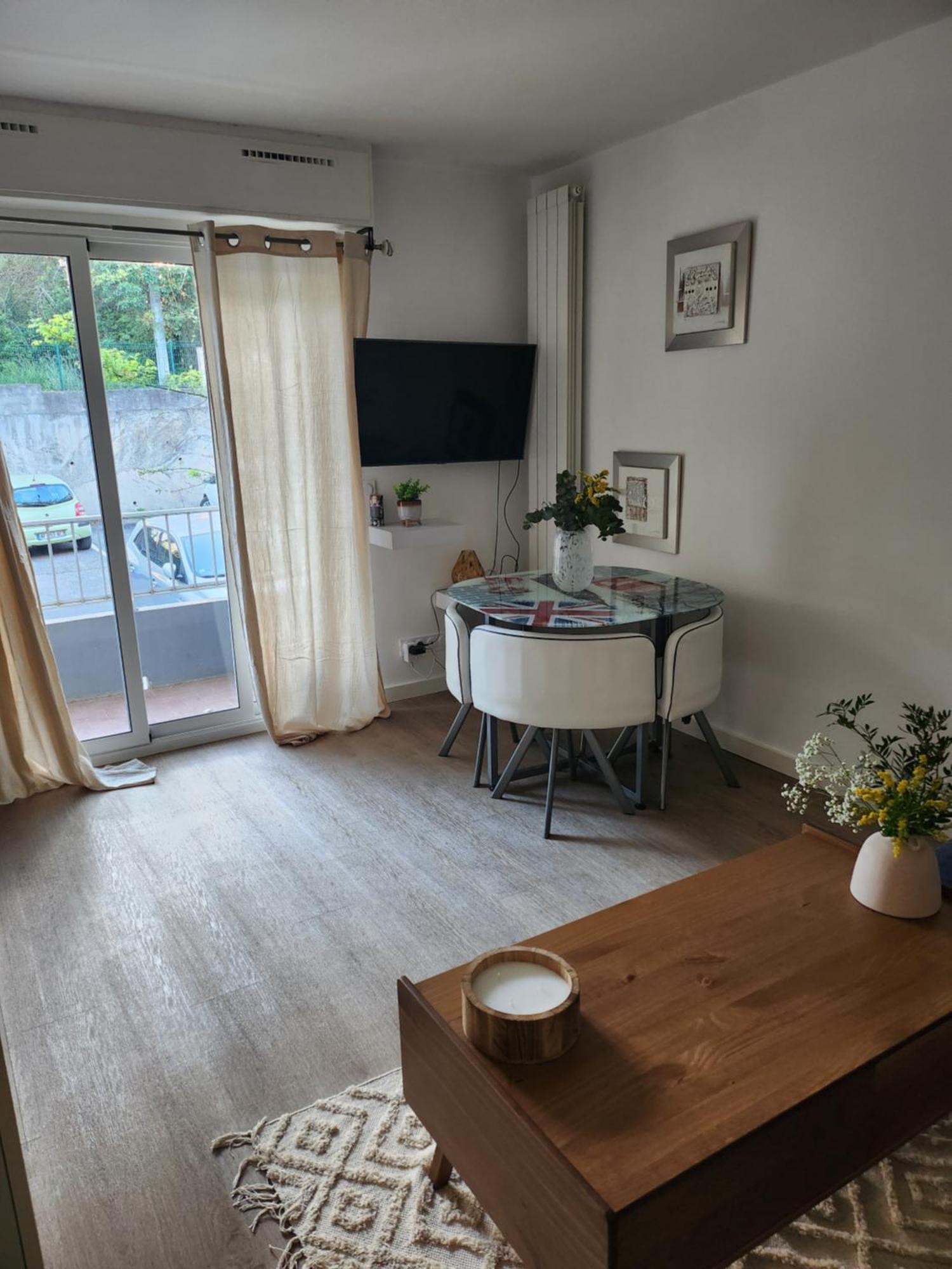 Appartement Plan Des 4 Seigneurs Montpellier Ngoại thất bức ảnh